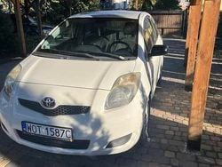 Biały Używany 2009 Toyota Yaris Hatchback | 10 500 zł