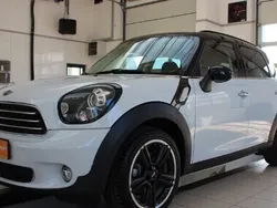 Inny kolor Używany 2015 Mini Countryman SUV | 46 900 zł (Dość drogi)