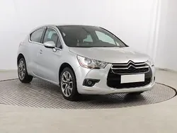 Srebrny Używany 2014 Citroën DS4 Hatchback | 28 499 zł (Uczciwa cena)