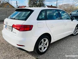 Biały Używany 2020 Audi A3 Sportback Hatchback | 49 800 zł (Uczciwa cena)