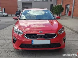 Czerwony Używany 2018 Kia Ceed Sportswagon 3 Kombi | 53 000 zł