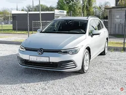 Srebrny Używany 2023 VW Golf VIII Life Kombi | 89 700 zł (Dość drogi)
