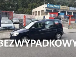 Granatowy Używany 2009 Skoda Roomster Minivan | 13 500 zł