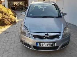 Srebrny Używany 2005 Opel Zafira Minivan | 8700 zł (Uczciwa cena)