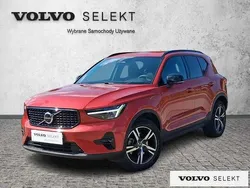 Czerwony Używany 2024 Volvo XC40 SUV | 169 900 zł (Uczciwa cena)