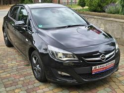 Czarny (metalik) Używany 2014 Opel Astra Hatchback | 25 900 zł (Dobra cena)
