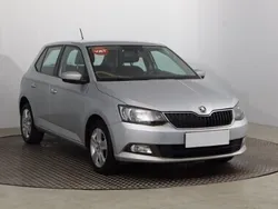 Srebrny Używany 2018 Skoda Fabia Hatchback | 31 499 zł (Uczciwa cena)