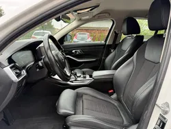 Biały Używany 2019 BMW 330 Sedan/Limuzyna | 104 999 zł (Super Cena)