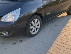 Szary Używany 2009 Renault Espace Minivan | 11 000 zł (Super Cena)