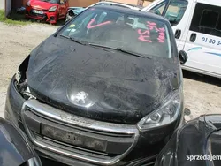 Czarny Używany 2019 Peugeot 208 Hatchback | 17 900 zł