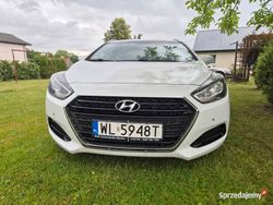 Biały Używany 2015 Hyundai i40 Kombi | 42 900 zł (Dość drogi)