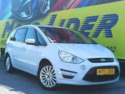Biały Używany 2012 Ford S-MAX S Minivan | 31 900 zł (Dość drogi)