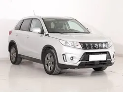 Srebrny Używany 2019 Suzuki Vitara SUV | 48 999 zł (Uczciwa cena)