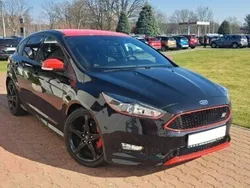 Inny Używany 2017 Ford Focus ST-Line Hatchback | 42 800 zł (Uczciwa cena)