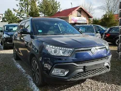 Niebieski ciemny (metalik) Używany 2018 Ssangyong XLV SUV | 54 900 zł