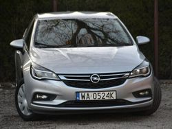 Srebrny Używany 2017 Opel Astra Sedan/Limuzyna | 39 900 zł (Uczciwa cena)
