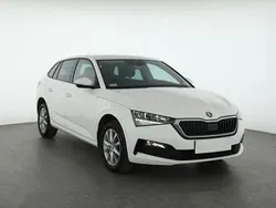 Biały Używany 2022 Skoda Scala Hatchback | 48 999 zł (Uczciwa cena)