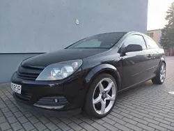 Czarny Używany 2006 Opel Astra Hatchback | 12 500 zł
