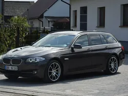 Szary Używany 2010 BMW 520 Kombi | 33 900 zł