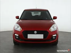 Czerwony Używany 2019 Suzuki Swift Hatchback | 51 999 zł (Uczciwa cena)