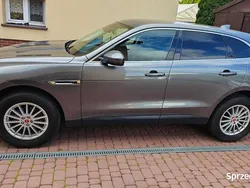 Szary Używany 2017 Jaguar F-Pace SUV | 65 500 zł (Super Cena)
