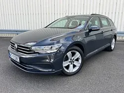Szary Używany 2020 VW Passat Kombi | 82 900 zł (Uczciwa cena)