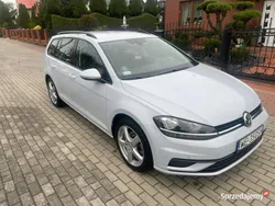 Biały Używany 2017 VW Golf VII Kombi | 45 500 zł (Uczciwa cena)