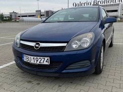 Granatowy Używany 2009 Opel Astra GTC Hatchback | 14 000 zł (Uczciwa cena)