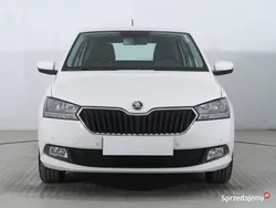 Biały Używany 2021 Skoda Fabia Kombi | 37 999 zł (Uczciwa cena)