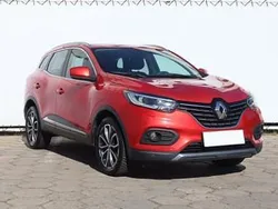 Czerwony Używany 2018 Renault Kadjar SUV | 38 999 zł (Super Cena)