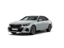 Szary (metalik) Używany 2024 BMW 520 Comfort Edition Sedan/Limuzyna | 295 000 zł (Drogi)