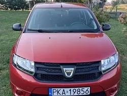 Bordowy Używany 2015 Dacia Sandero Hatchback | 15 500 zł (Uczciwa cena)