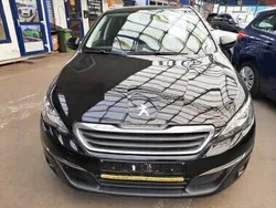 Czarny Używany 2016 Peugeot 308 Kombi | 31 600 zł (Dość drogi)