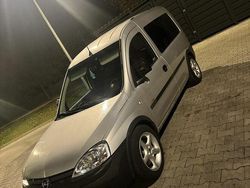 Srebrny Używany 2001 Opel Combo Minivan | 3900 zł