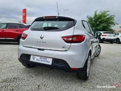 Srebrny (metalik) Używany 2016 Renault Clio IV Hatchback | 26 900 zł (Uczciwa cena)