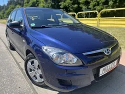 Niebieski Używany 2010 Hyundai i30 Hatchback | 16 999 zł (Dość drogi)