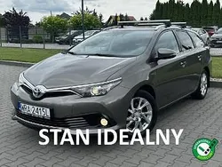 Brązowy (metalik, perła) Używany 2016 Toyota Auris Hybrid Kombi | 55 900 zł (Uczciwa cena)