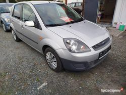 Srebrny (metalik) Używany 2006 Ford Fiesta Hatchback | 6900 zł (Uczciwa cena)