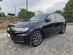 Czarny Używany 2023 Audi Q7 S-Line SUV | 269 800 zł (Drogi)