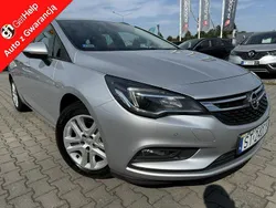 Srebrny (metalik) Używany 2019 Opel Astra Kombi | 35 900 zł (Dobra cena)