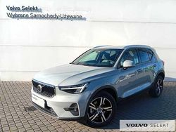 Szary Używany 2024 Volvo XC40 SUV | 156 900 zł (Uczciwa cena)