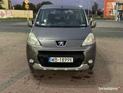 Brązowy Używany 2010 Peugeot Partner Minivan | 14 500 zł (Uczciwa cena)