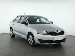 Srebrny Używany 2016 Skoda Rapid Hatchback | 18 499 zł (Dobra cena)