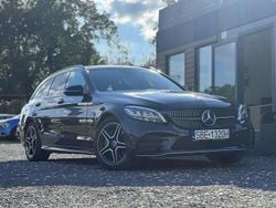 Czarny (metalik) Używany 2021 Mercedes C300 Edition Kombi | 146 900 zł