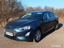 Niebieski Używany 2021 Ford Focus Kombi | 54 800 zł (Uczciwa cena)