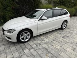 Biały (metalik) Używany 2014 BMW 218 Kombi | 44 900 zł (Super Cena)