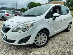 Biały (metalik) Używany 2013 Opel Meriva Minivan | 23 900 zł (Dobra cena)