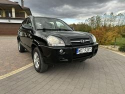 Czarny Używany 2009 Hyundai Tucson SUV | 21 800 zł (Dość drogi)