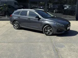 Szary (metalik) Używany 2023 Hyundai i30 Kombi | 84 500 zł (Dość drogi)
