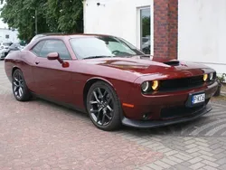 Bordowy Używany 2021 Dodge Challenger Coupe | 149 000 zł (Uczciwa cena)